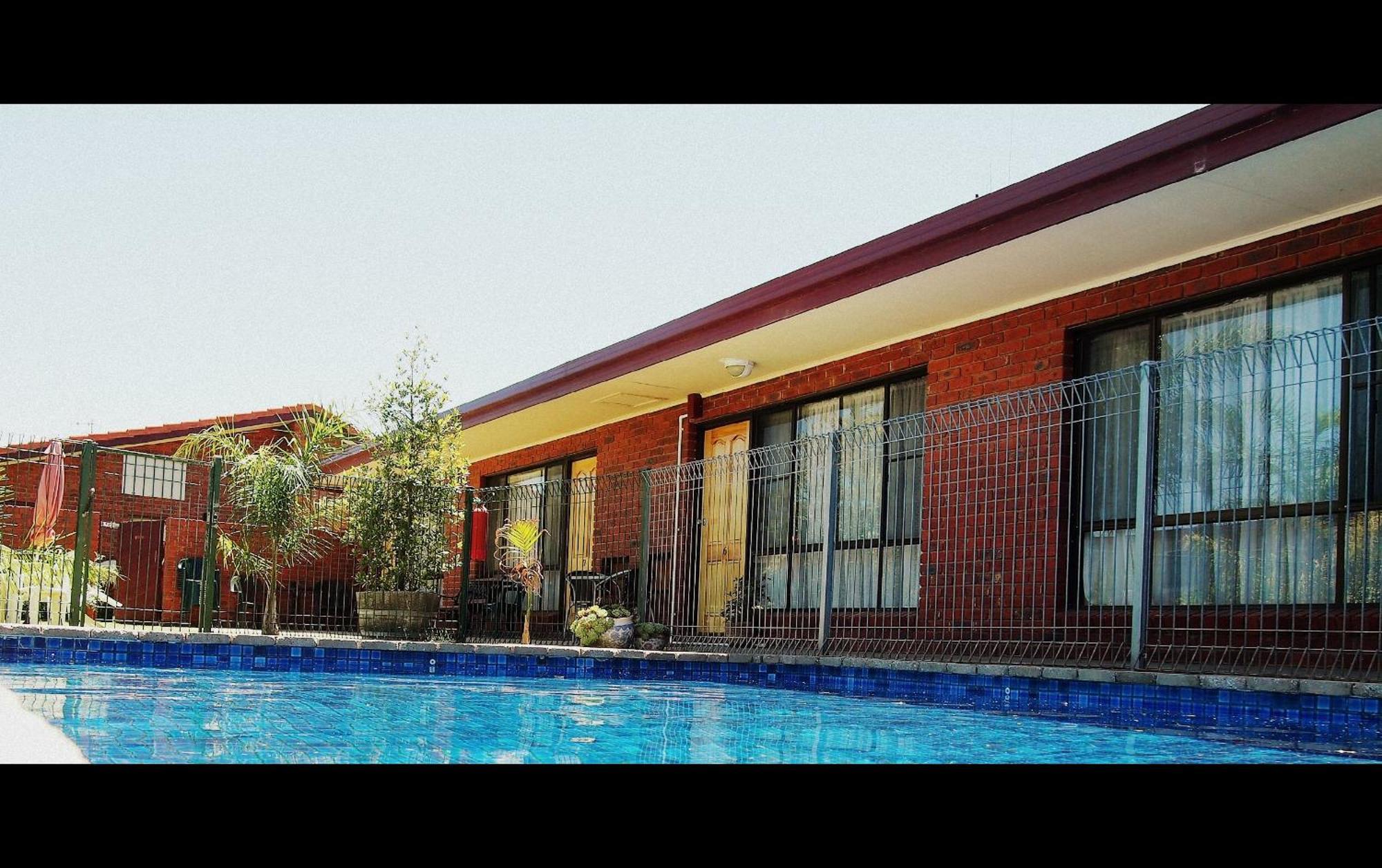 Murray River Motel Суон Хил Стая снимка